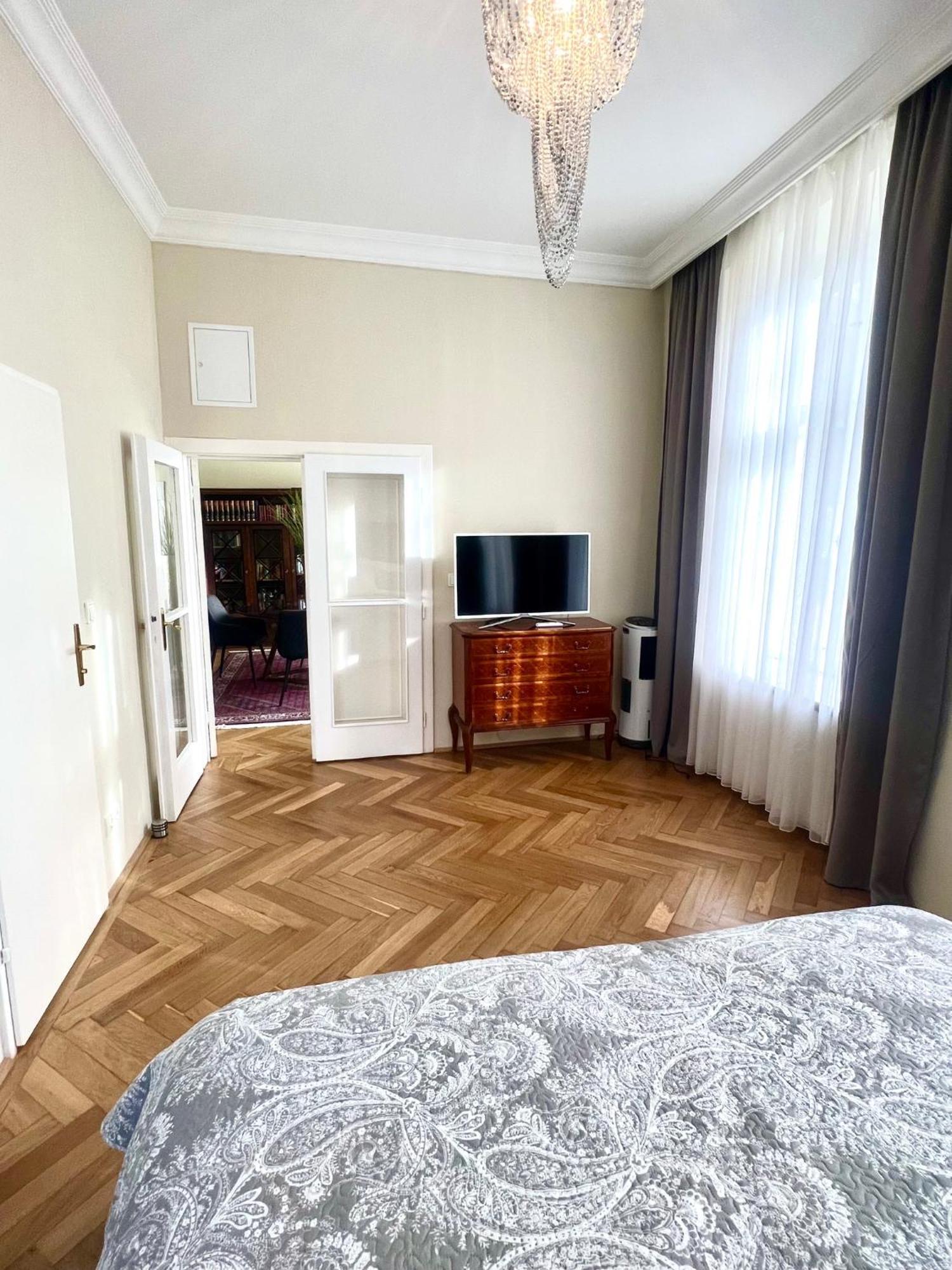 באדן Wienerwald Residenz מראה חיצוני תמונה