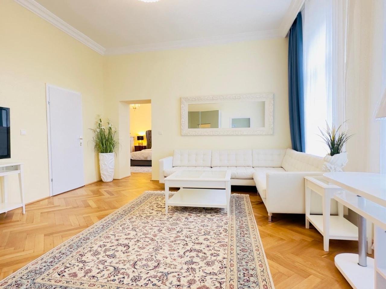 באדן Wienerwald Residenz מראה חיצוני תמונה
