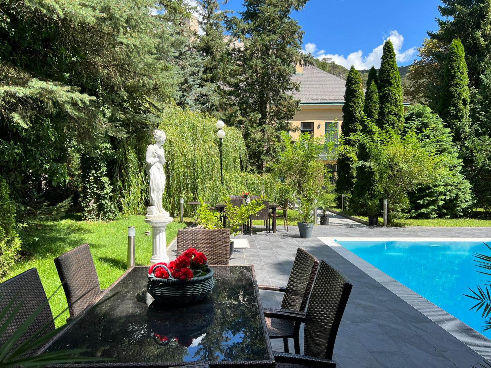 באדן Wienerwald Residenz מראה חיצוני תמונה
